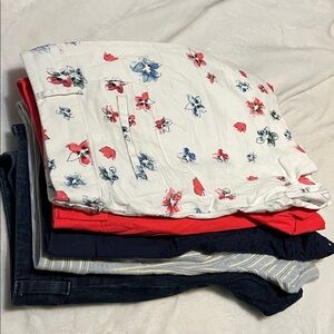 Lot of 5 pairs of Loft Shorts- Size 8